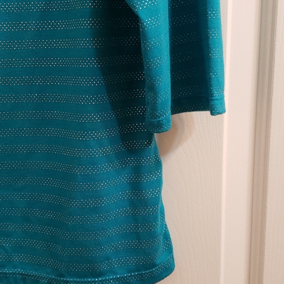 3/4 length sleeve tunic - Picture 3 of 4